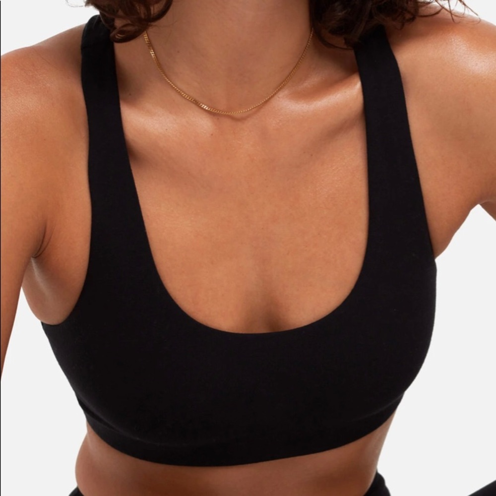 MATE THE LABEL organic stretch sports bra